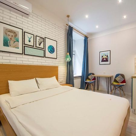 קייב Design Apartments On Velyka Vasylkivska 42 מראה חיצוני תמונה