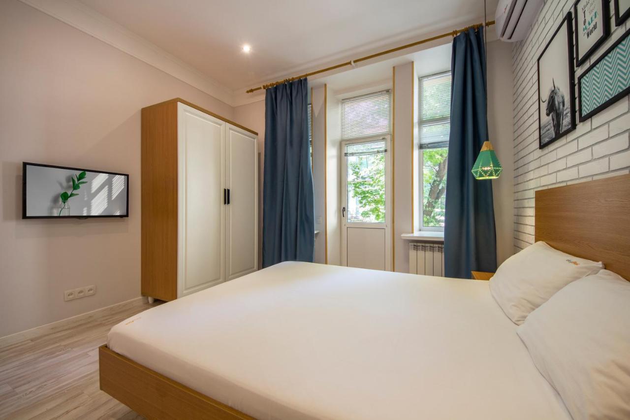 קייב Design Apartments On Velyka Vasylkivska 42 מראה חיצוני תמונה