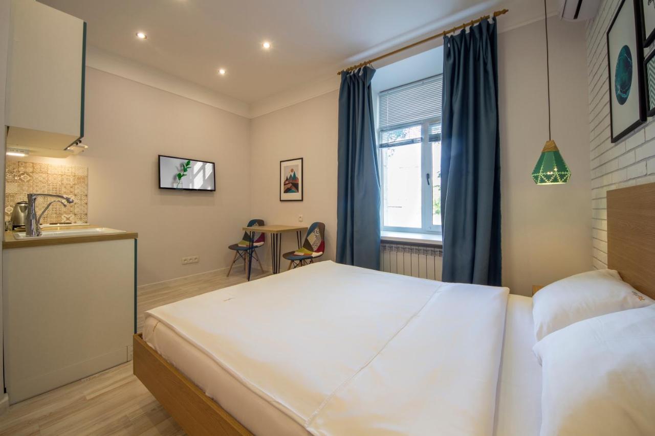 קייב Design Apartments On Velyka Vasylkivska 42 מראה חיצוני תמונה